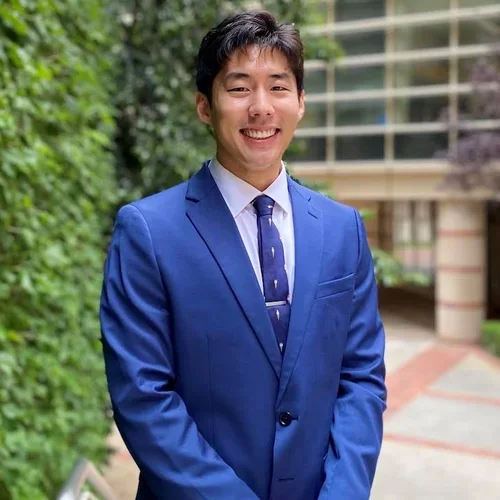 Headshot of Steven Cha